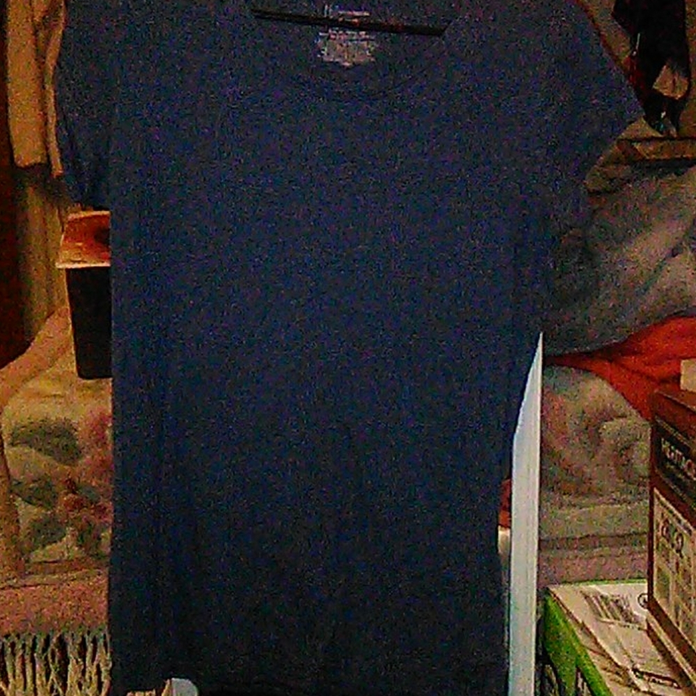 Basic Tee - Picture 2 of 3
